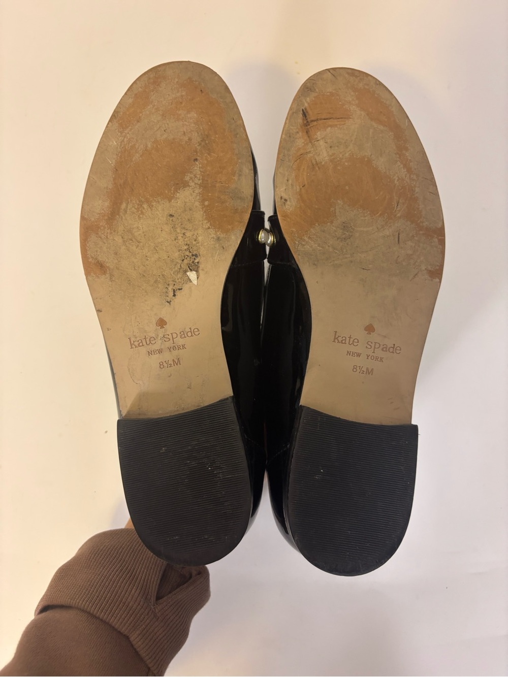 Kate Spade Black Patent Leather Pearl-Accent Women's Loafers 8.5 - Picture 9 of 9